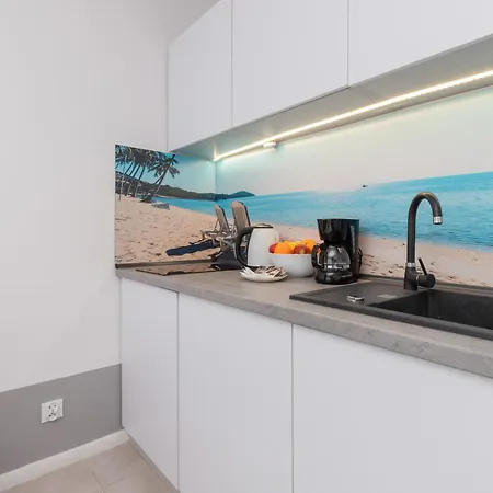 Unique With Balcony In Jastrzebia Gora By Renters Appartamento