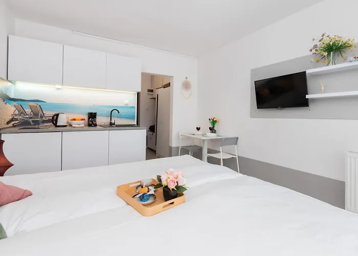 Апартаменты Unique With Balcony In Jastrzebia Gora By Renters *