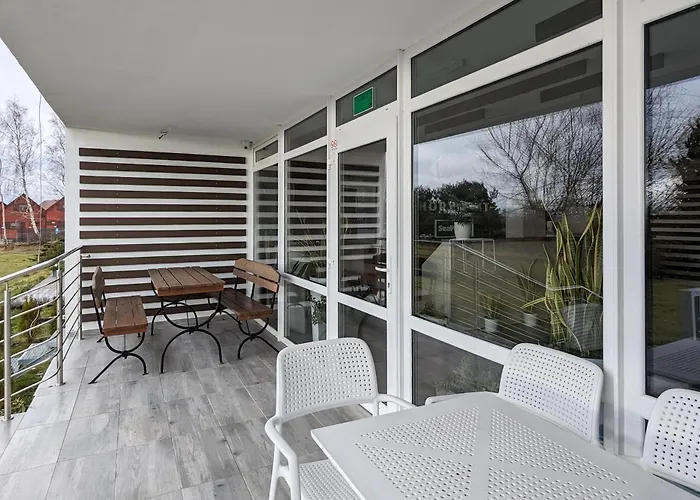 Unique With Balcony In Jastrzebia Gora By Renters Апартаменты *