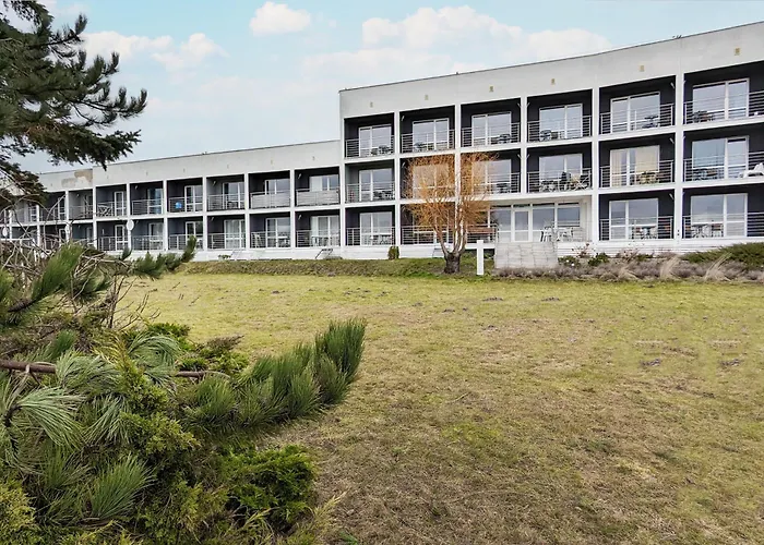 Unique With Balcony In Jastrzebia Gora By Renters Апартаменты *